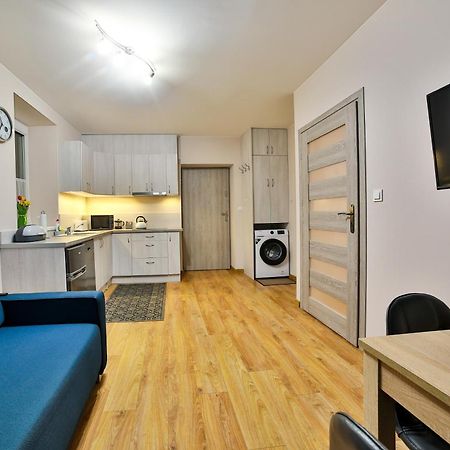Apartamenty Kombi Нови Тарг Екстериор снимка