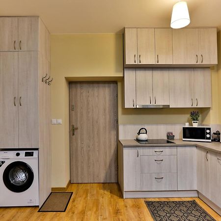 Apartamenty Kombi Нови Тарг Екстериор снимка
