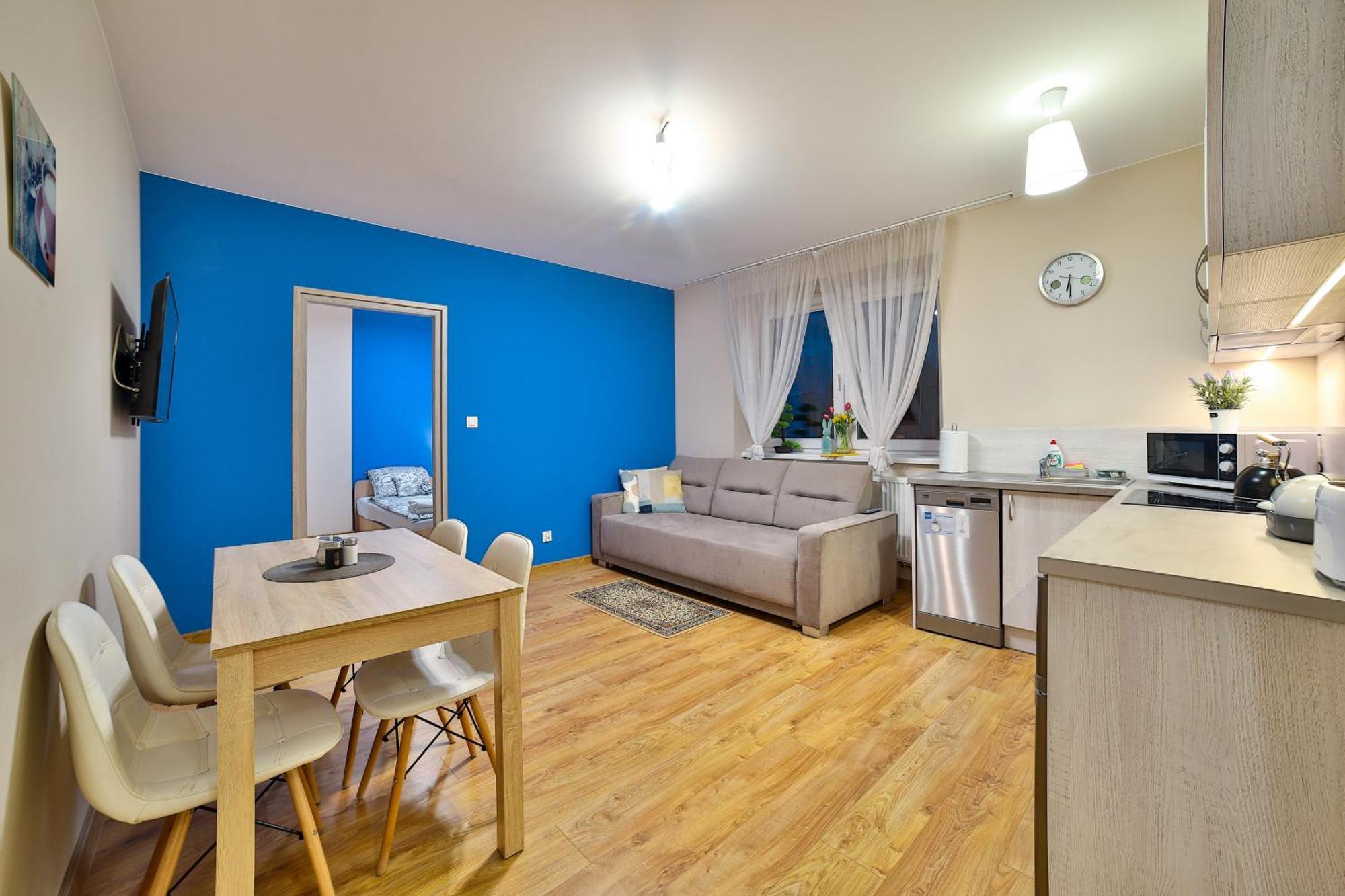 Apartamenty Kombi Нови Тарг Екстериор снимка